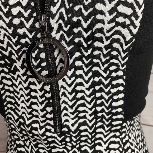 DKNY Dress Bodycon Slim 2 XS Black White zipper Stretch zigzag animal Colorblock - Picture 4 of 16
